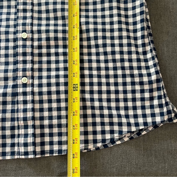 Goodiellow & Co Button Down Dress Shirt Slim Fit size: Large - Picture 5 of 7